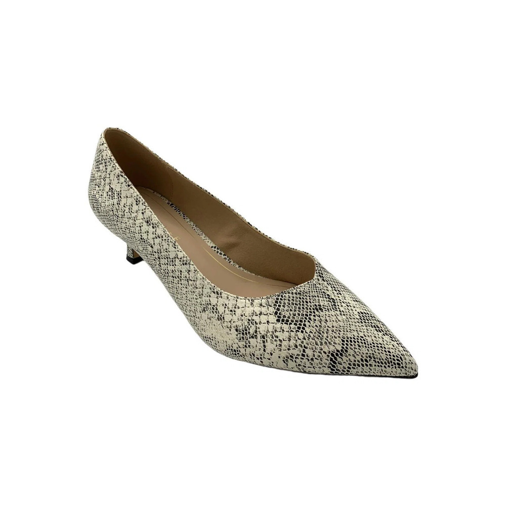 Journee Women's Pammie Pump Snake - Medium